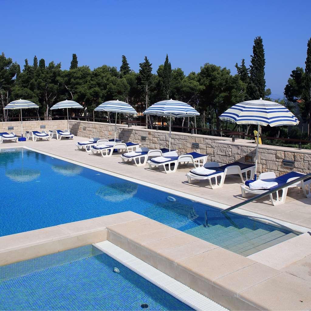 Bluesun Holiday Village Velaris Supetar Facilidades foto