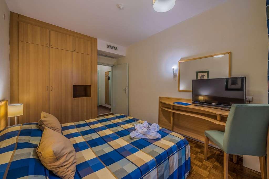 Bluesun Holiday Village Velaris Supetar Habitación foto
