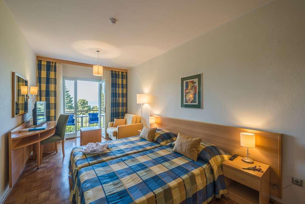 Bluesun Holiday Village Velaris Supetar Habitación foto
