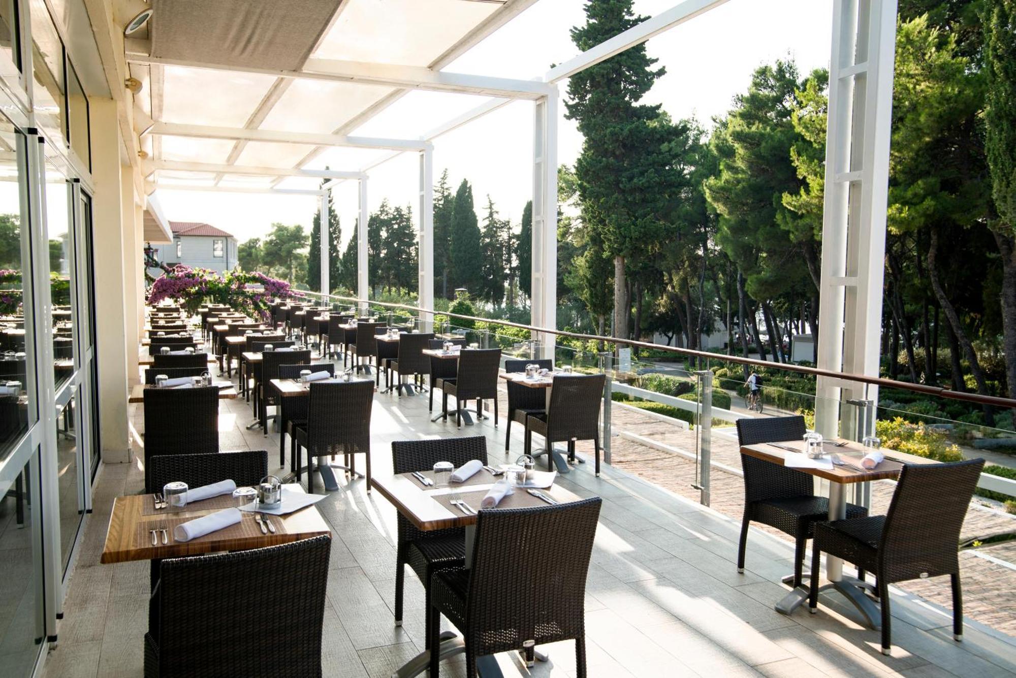 Bluesun Holiday Village Velaris Supetar Exterior foto